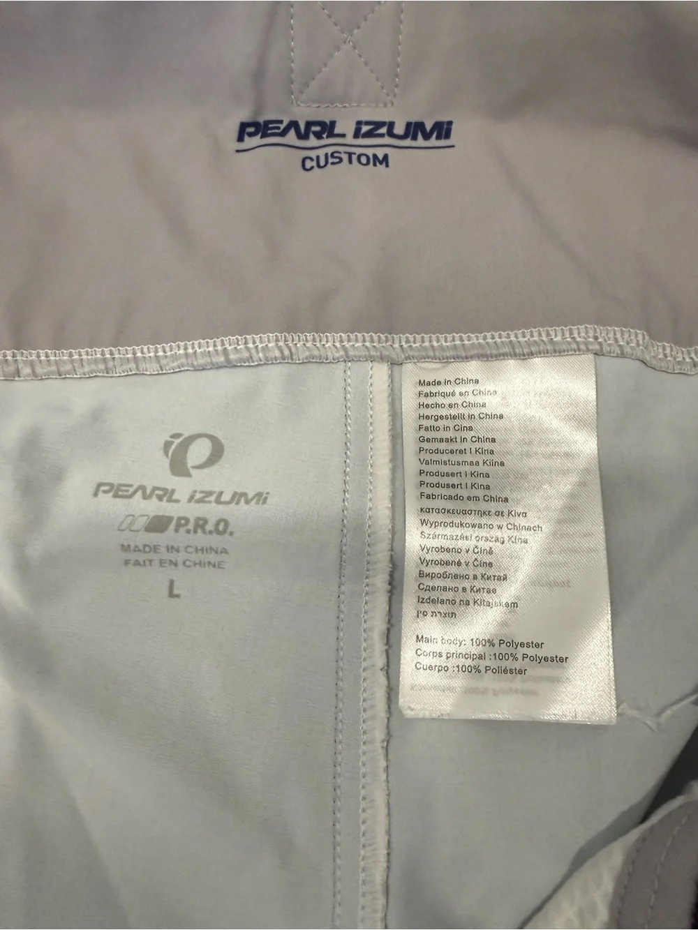 USA Triathlon Pearl Izumi Light Gray Athletic Shorts with Red Accents - Size L